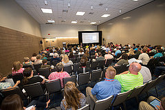 14732416560_f2e174f3a1_m